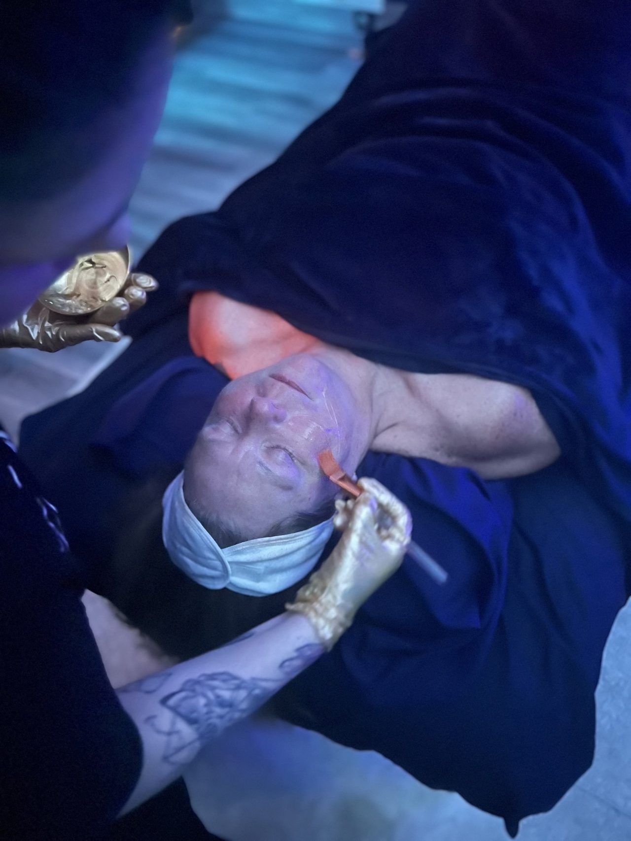 A skin treatment under the light
